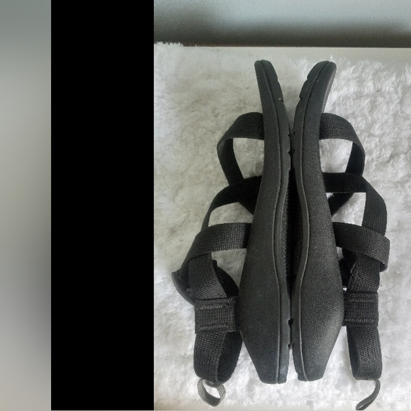 Chaco Black Men's Sandals - Picture 6 of 9